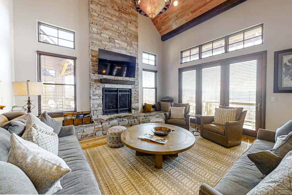 ski-in - ski-out Deer Valley - Jordanelle family lodge with private hot tub