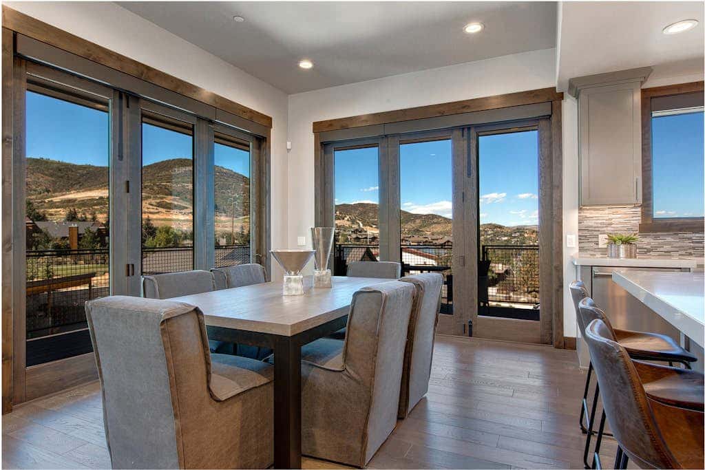 Luxury condo with large deck, pool/hot tub, walk to ski access