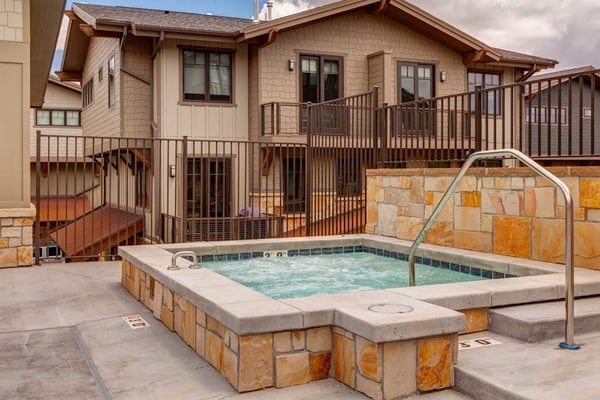 Blackstone Retreat 2-D
