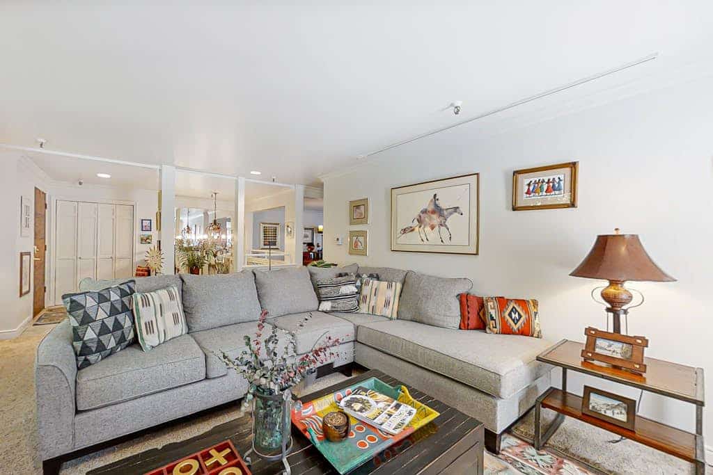 Park Ave Manor 3B