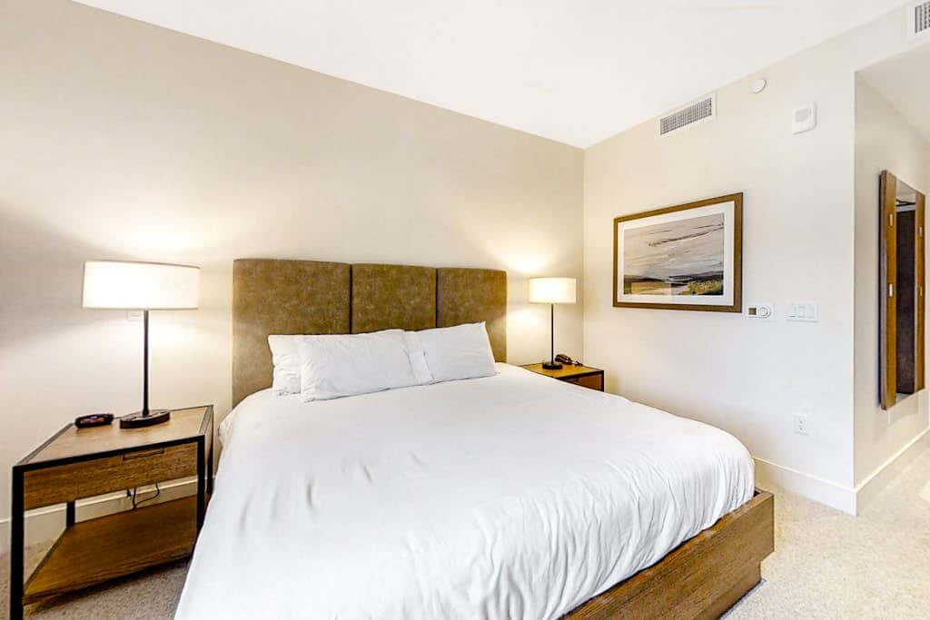 Ski-In, Ski-Out Dream - Resort Pool & Hot Tub, Luxe Amenities & Modern Flair
