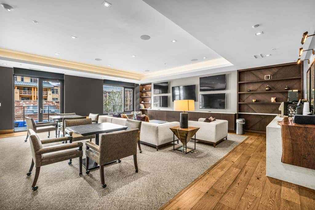 Ski-In, Ski-Out Dream - Resort Pool & Hot Tub, Luxe Amenities & Modern Flair