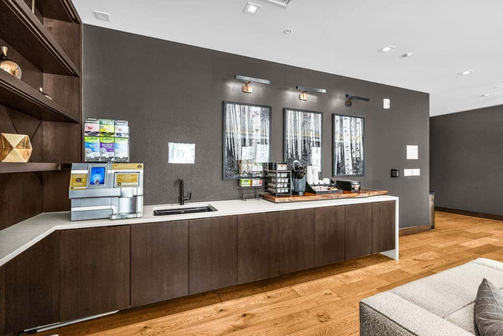 Ski-In, Ski-Out Dream - Resort Pool & Hot Tub, Luxe Amenities & Modern Flair