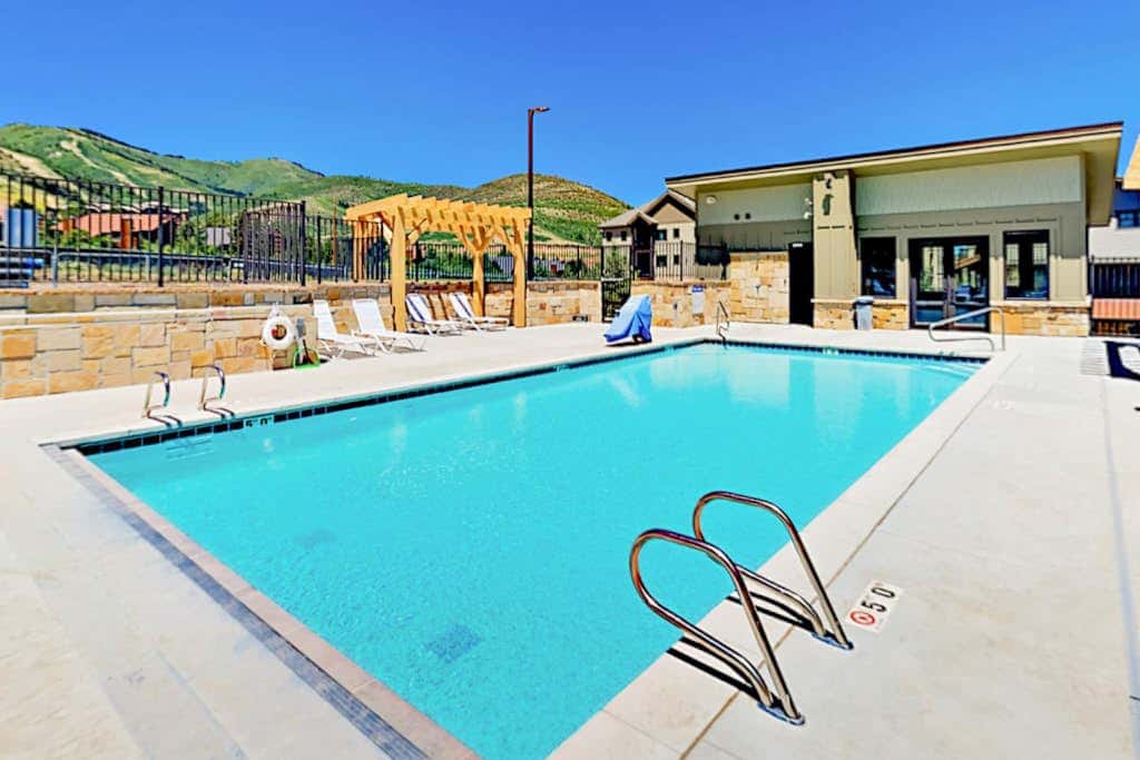 Brand-New Home w/ Outdoor Heated Pool & Hot Tub - Just Minutes to Slopes