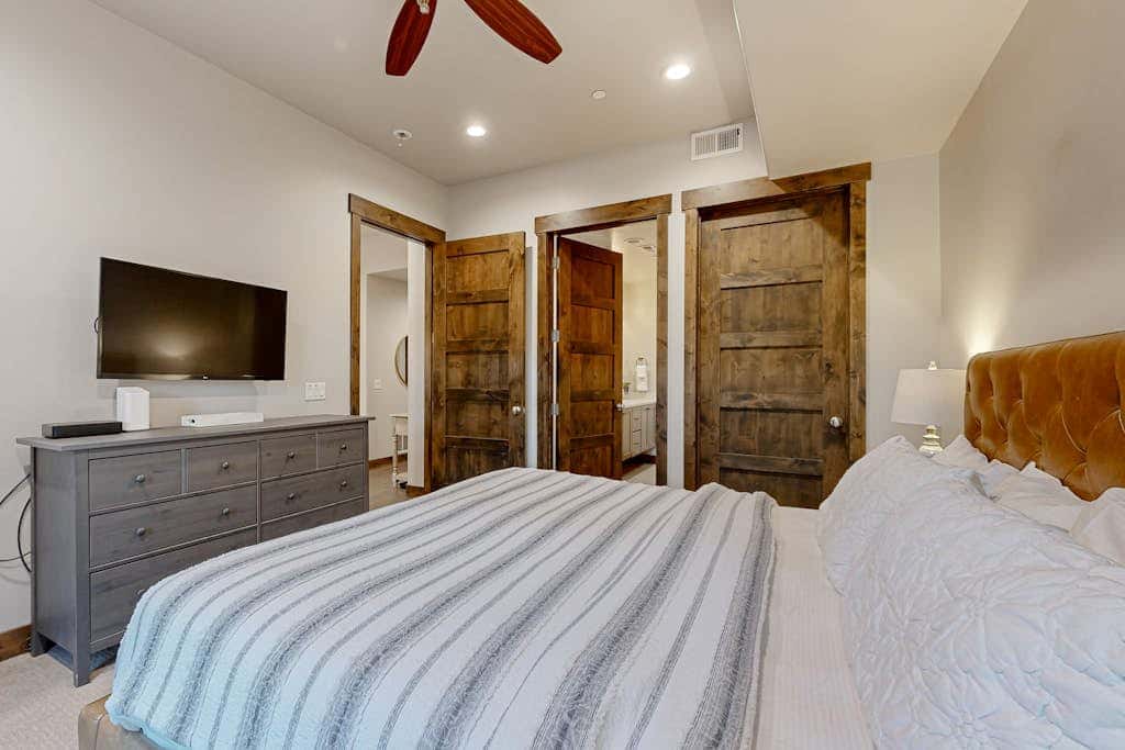 Brand-New Home w/ Outdoor Heated Pool & Hot Tub - Just Minutes to Slopes