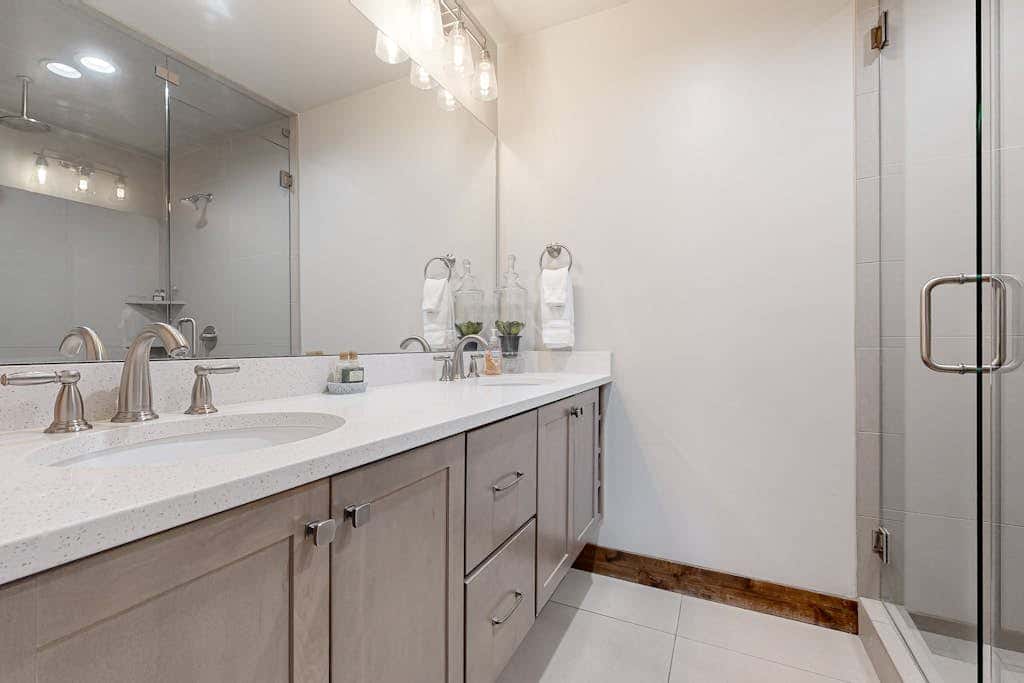 Brand-New Home w/ Outdoor Heated Pool & Hot Tub - Just Minutes to Slopes