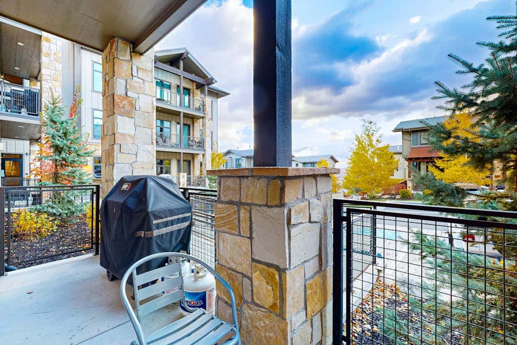 Brand-New Home w/ Outdoor Heated Pool & Hot Tub - Just Minutes to Slopes