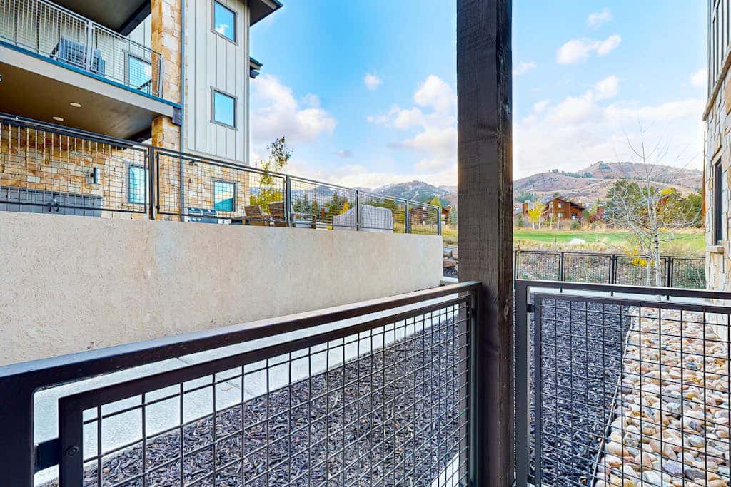 Brand-New Home w/ Outdoor Heated Pool & Hot Tub - Just Minutes to Slopes