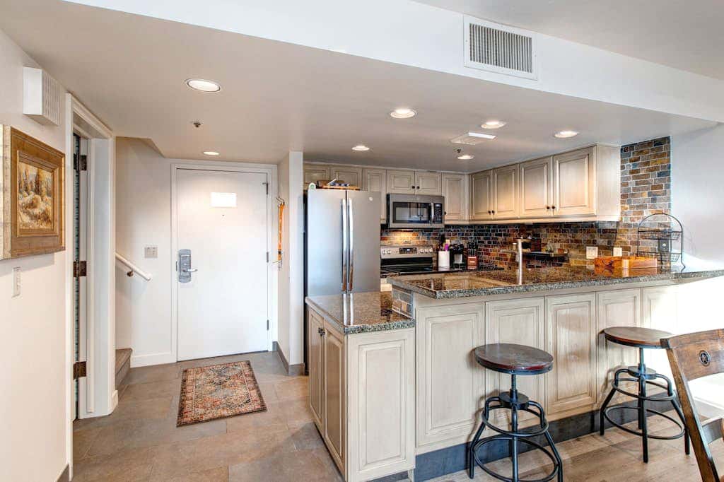 Remodeled ski-in - ski-out Condo at Park City Mountain Resort
