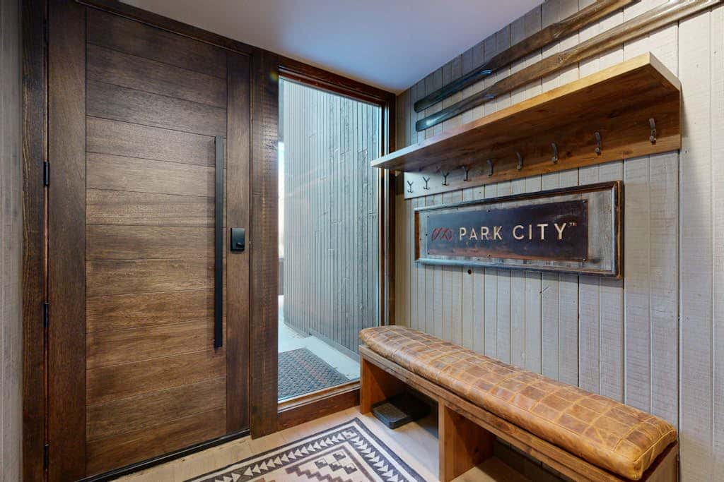 Lavish alpine escape with pool & hot tub - walk to lifts, dining & shops