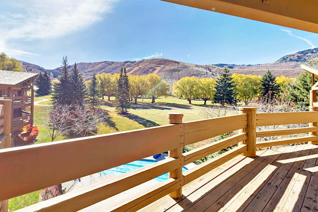 Relaxing Condo with  Heated Pool - Near Slopes & Historic Main Street
