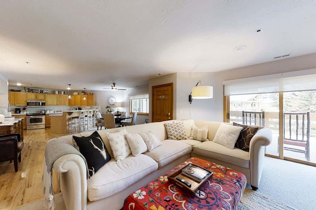Relaxing Condo with  Heated Pool - Near Slopes & Historic Main Street