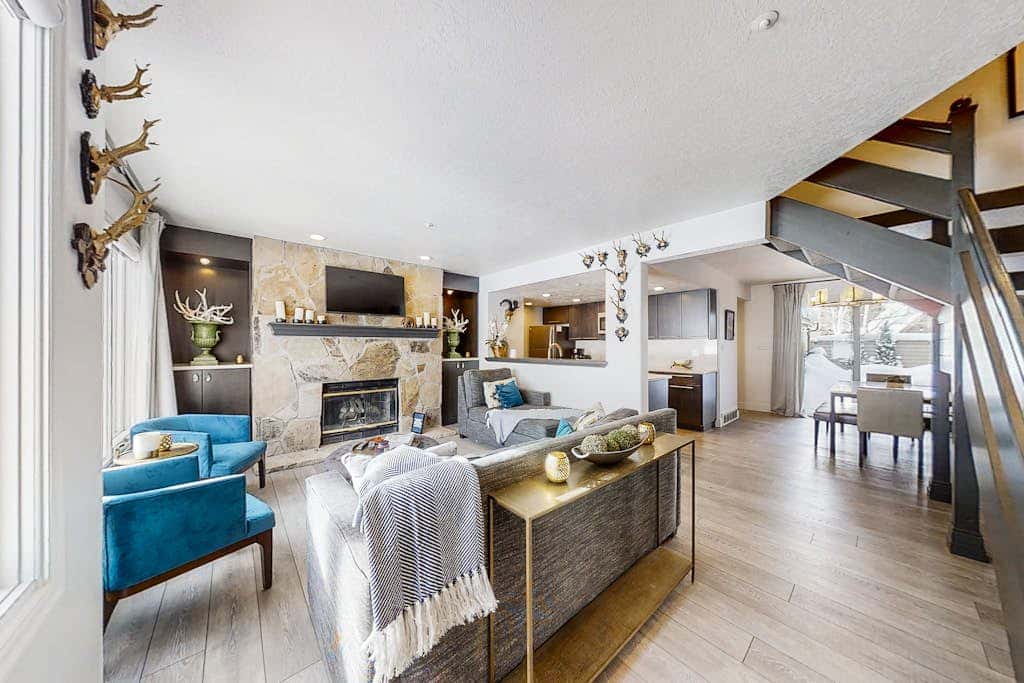 Walk to Deer Valley Open-Concept Townhome with  Luxe All-Suite Layout