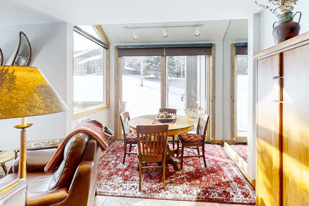 Remodeled mountainside home with outdoor heated pool & hot tub - walk everywhere