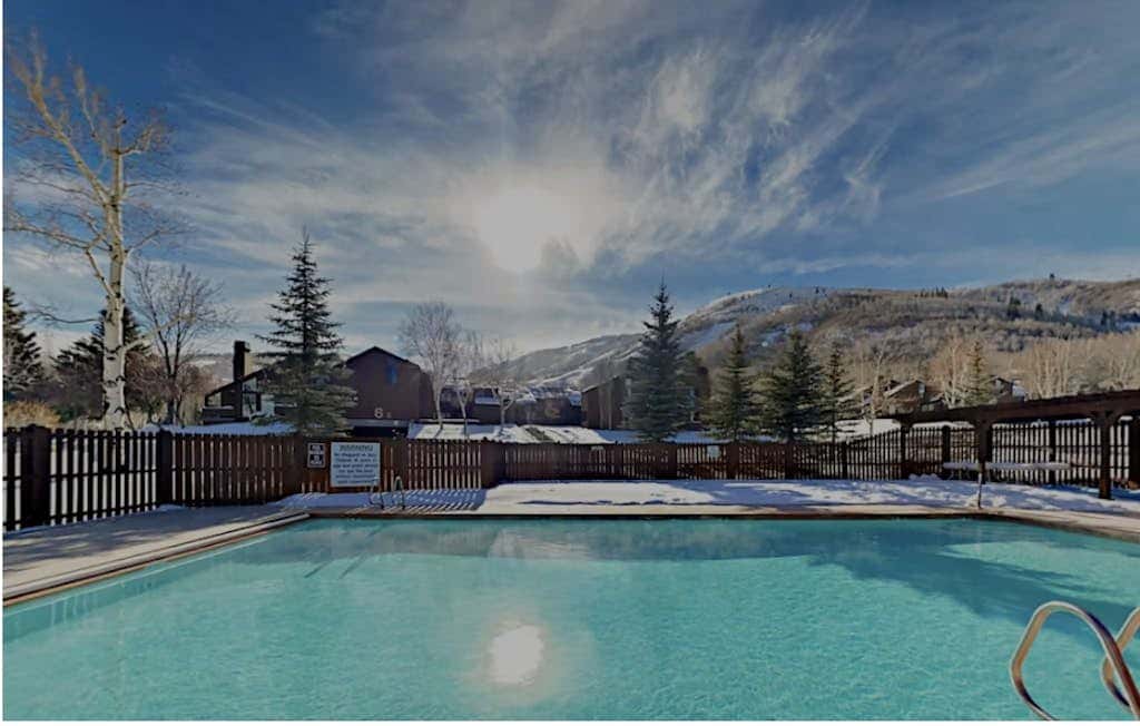 Remodeled mountainside home with outdoor heated pool & hot tub - walk everywhere