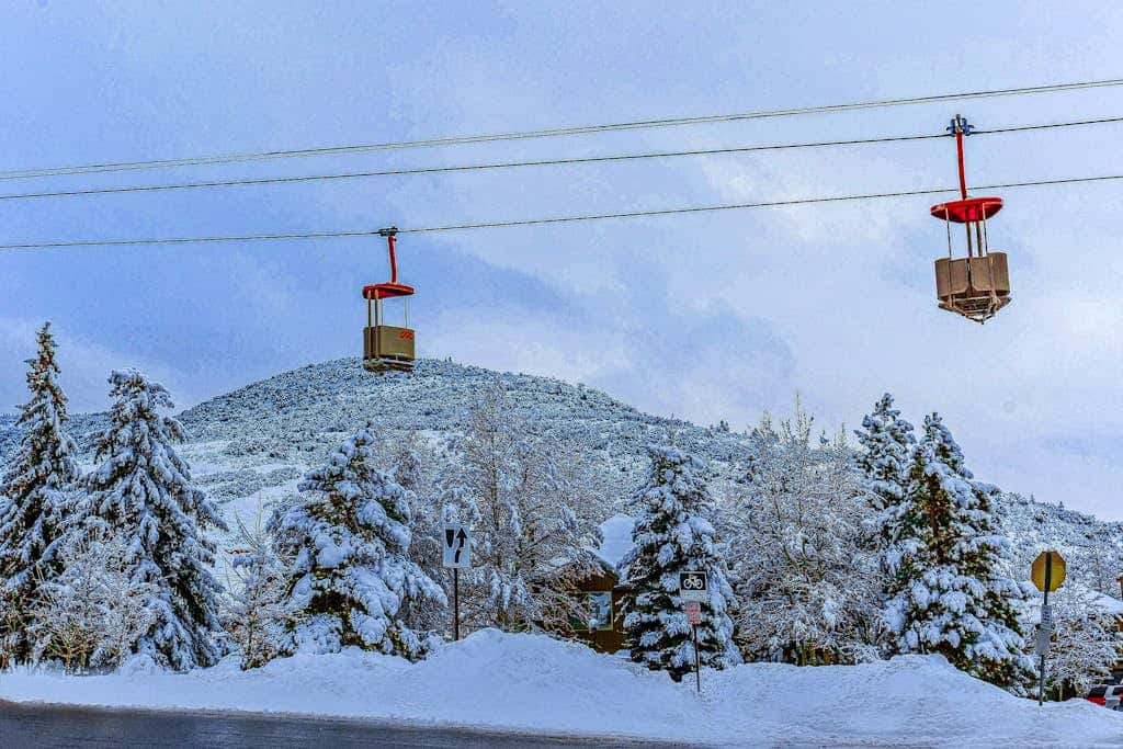 Enchanting resort condo with mountain views, hot tub, & pool - walk to lifts