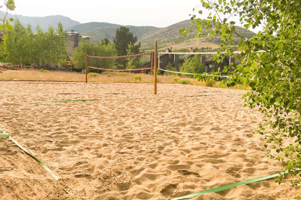 Alpine Gem - Pools, Hot Tubs, Tennis - Walk 5 Mins to Lift & 8 Mins to Dining