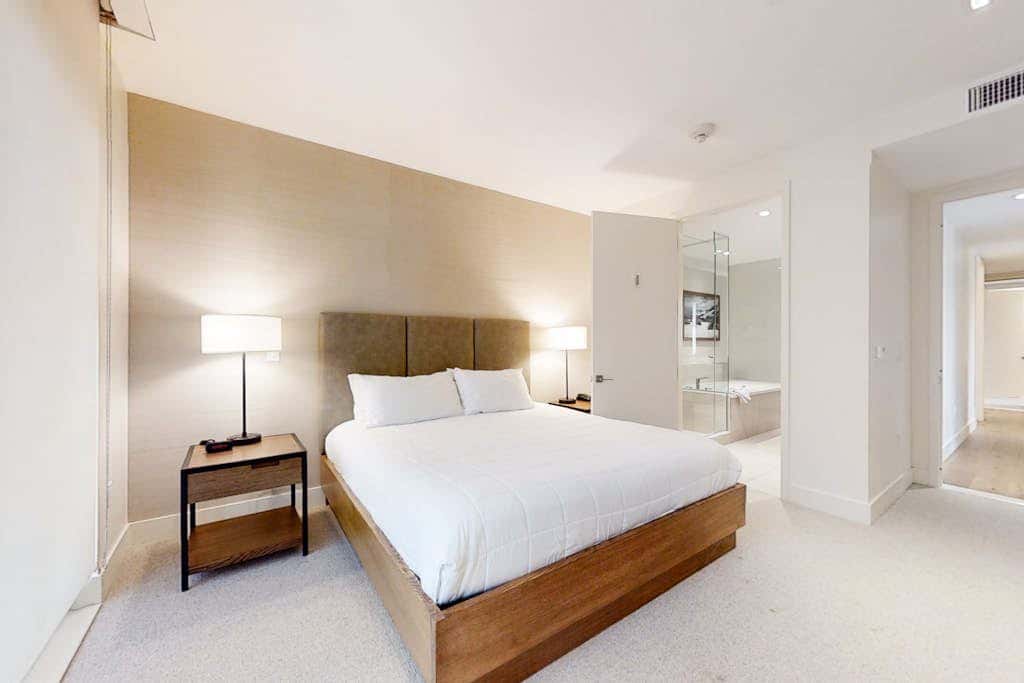 All-Suite Ski-In,Ski-Out Haven with Lavish Interior, Heated Pool & 2 Hot Tubs