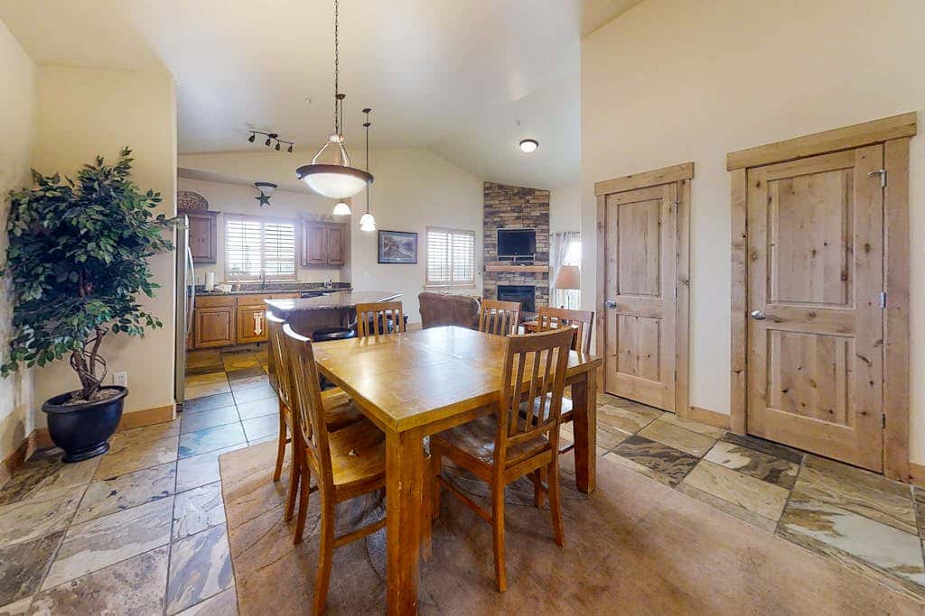 Bear Hollow Village Townhouse with  Community Pool - Ski the Slopes