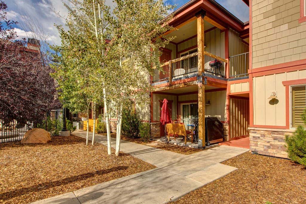 Bear Hollow Village Townhouse with  Community Pool - Ski the Slopes