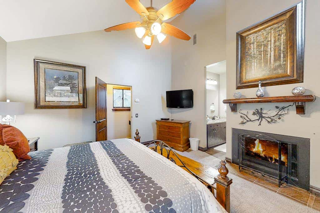 At the Base of Canyons Resort Spacious and Spectacular - Sleeps 10