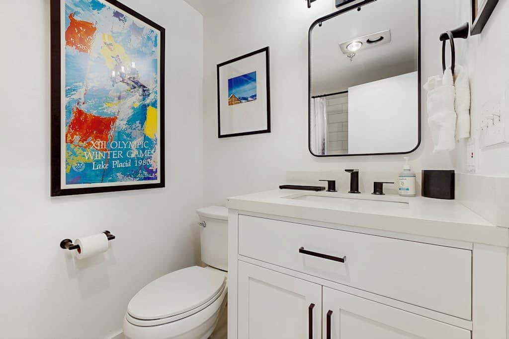 Ski-in - ski-out condo with fireplace, pool, hot tub & sauna - walk to eateries