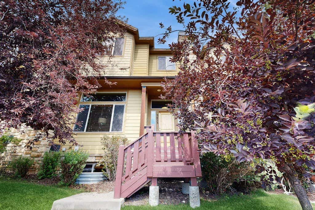 Bear Hollow Townhome with Private Hot Tub & EV Charger