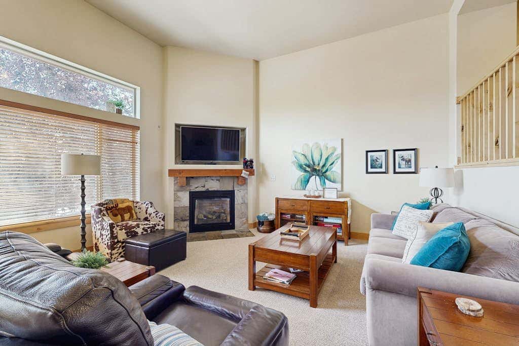 Bear Hollow Townhome with Private Hot Tub & EV Charger