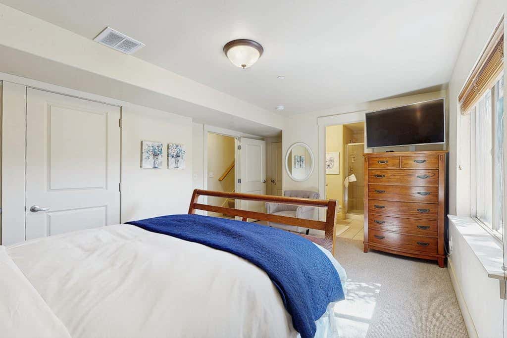 Bear Hollow Townhome with Private Hot Tub & EV Charger
