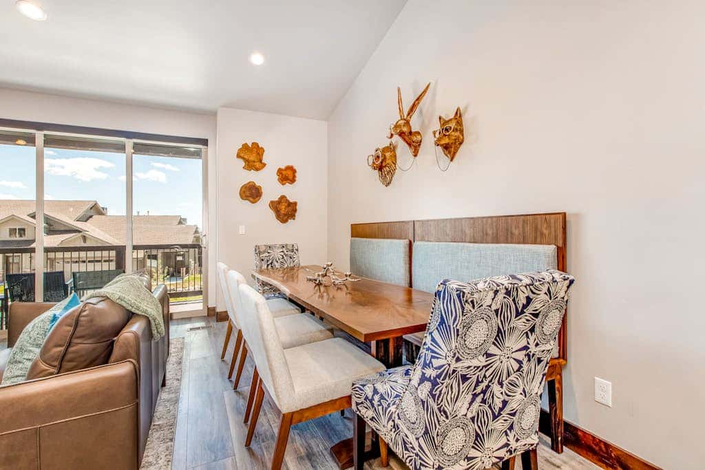 Stunning dog-friendly mountain condo with hot tub, gas grill, & AC