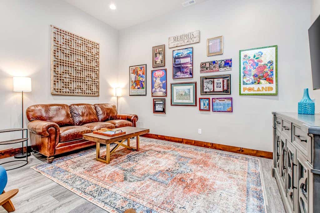 Stunning dog-friendly mountain condo with hot tub, gas grill, & AC