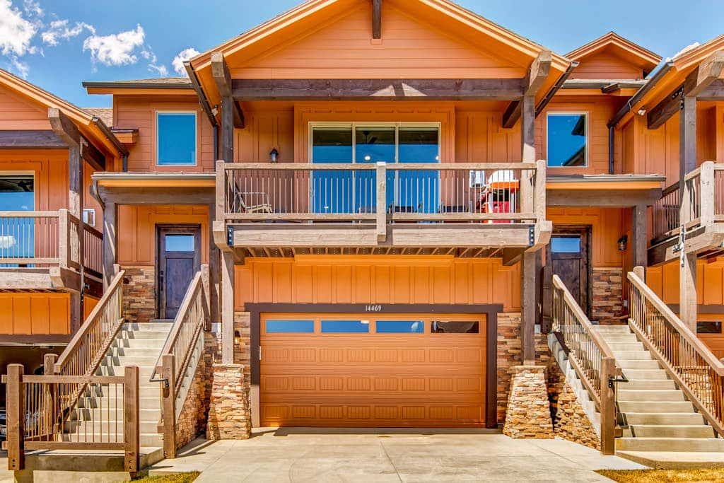 Stunning dog-friendly mountain condo with hot tub, gas grill, & AC