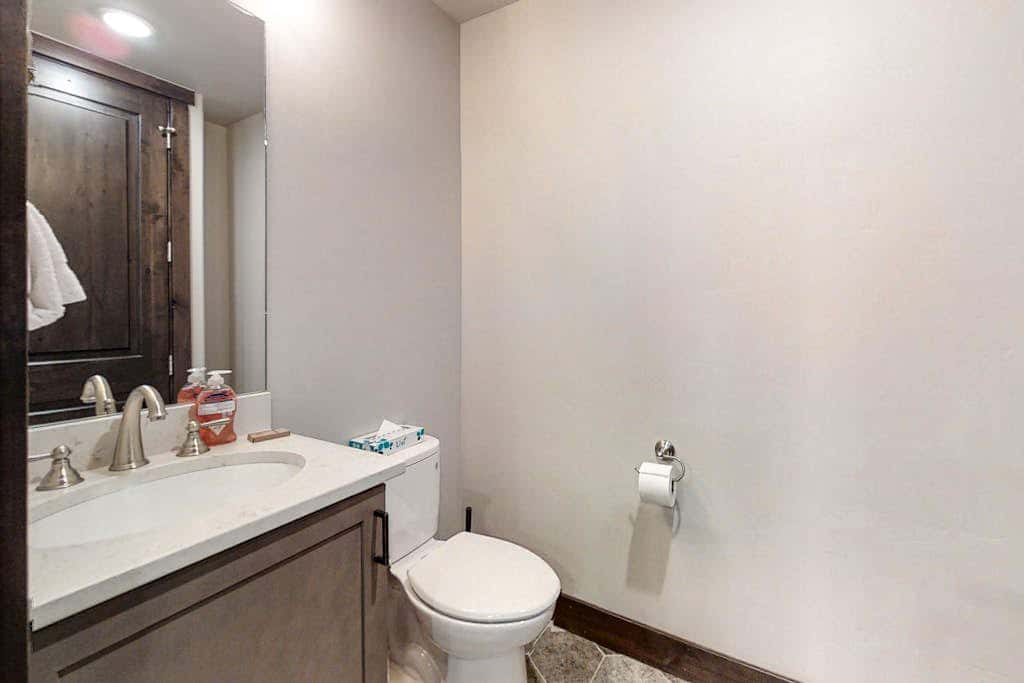 Stylish Blackstone Retreat | Heated Pool & Hot Tub | Walk to Cabriolet Lift