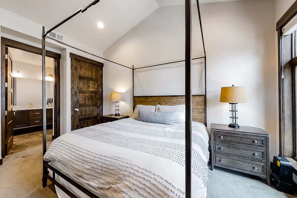 Stylish New-Build Condo | 2 Suites, Pool & Hot Tub | Walk to Cabriolet Lift