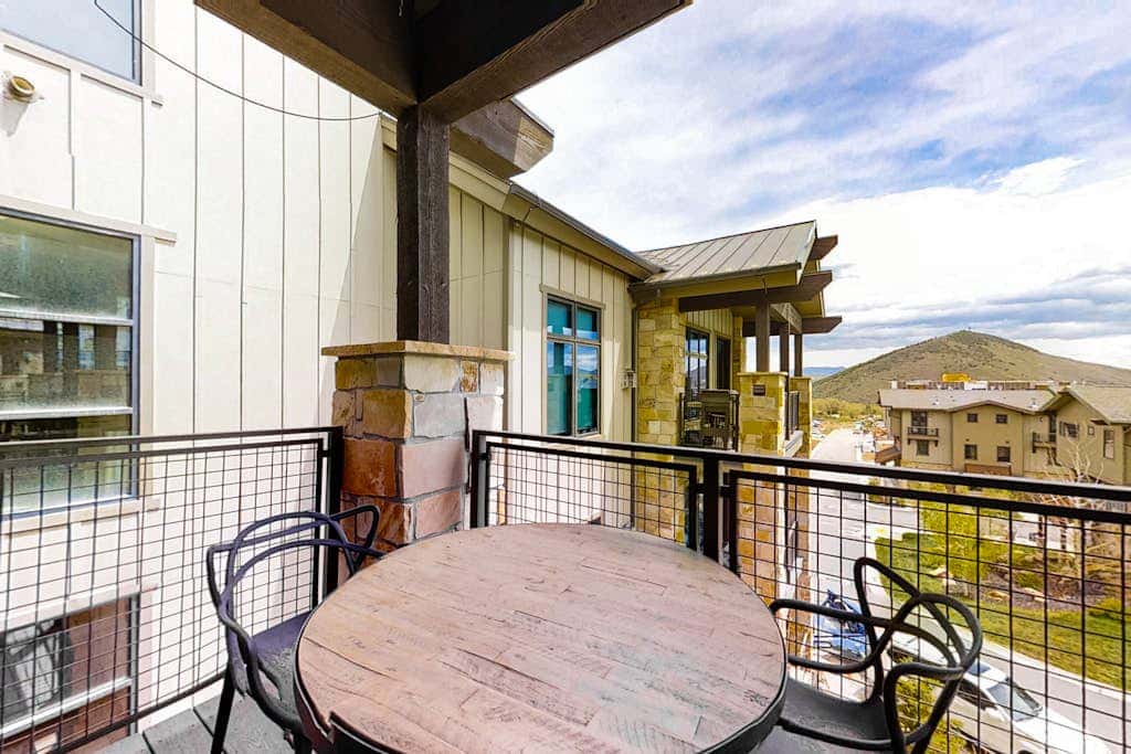 Stylish New-Build Condo | 2 Suites, Pool & Hot Tub | Walk to Cabriolet Lift