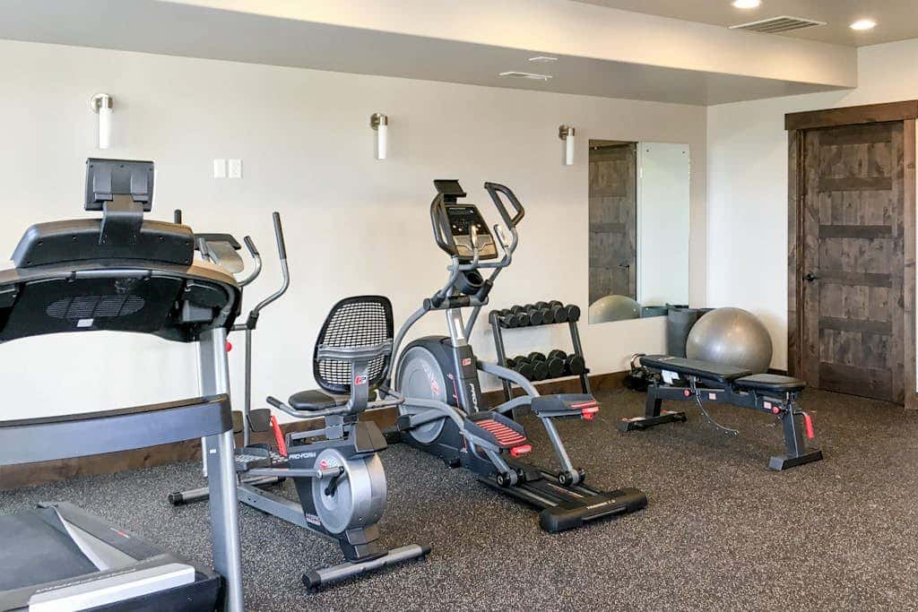 Stylish New-Build Condo | 2 Suites, Pool & Hot Tub | Walk to Cabriolet Lift