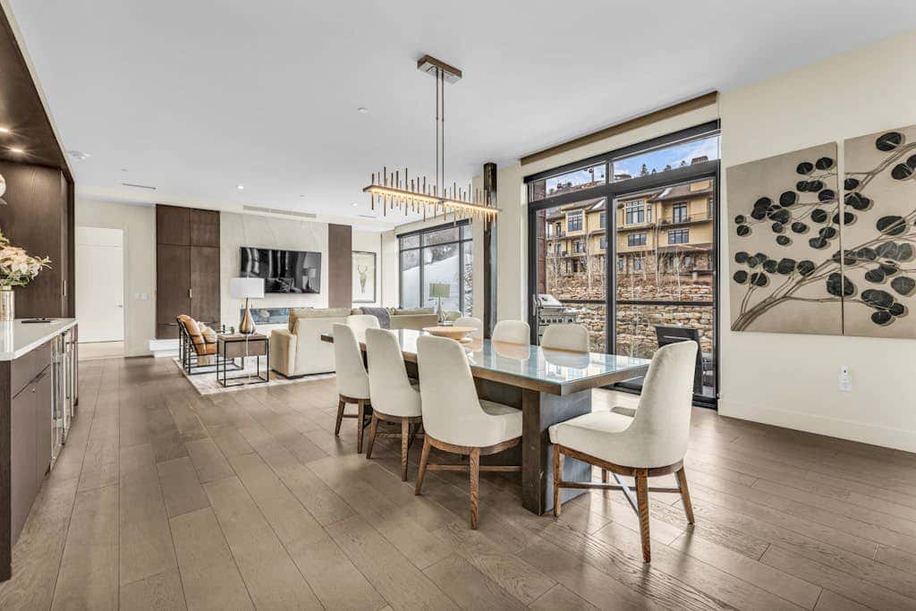 Exclusive ski-in - ski-out Penthouse with Balcony & Gorgeous Slope Views