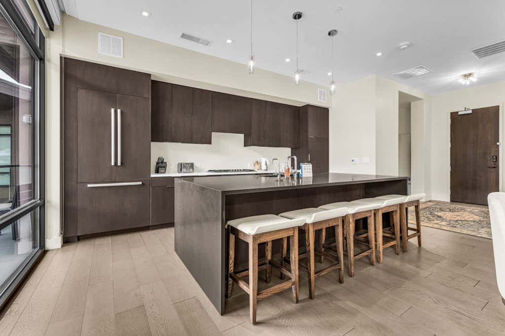 Exclusive ski-in - ski-out Penthouse with Balcony & Gorgeous Slope Views
