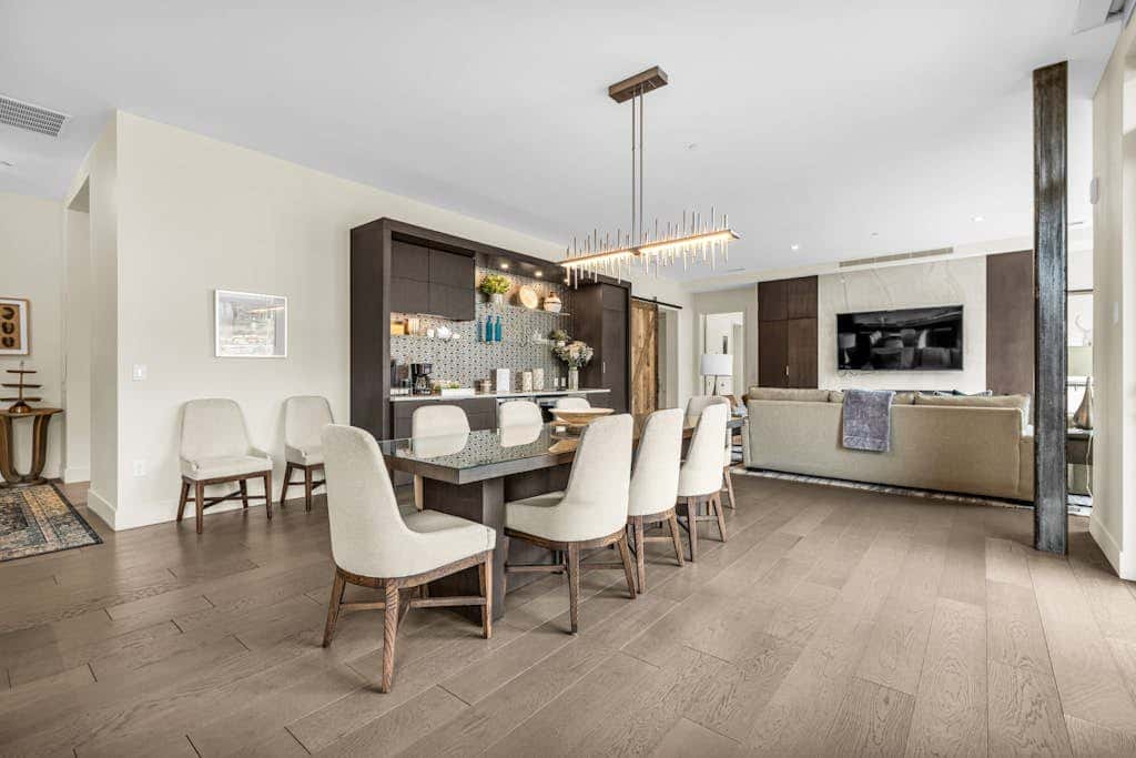 Exclusive ski-in - ski-out Penthouse with Balcony & Gorgeous Slope Views