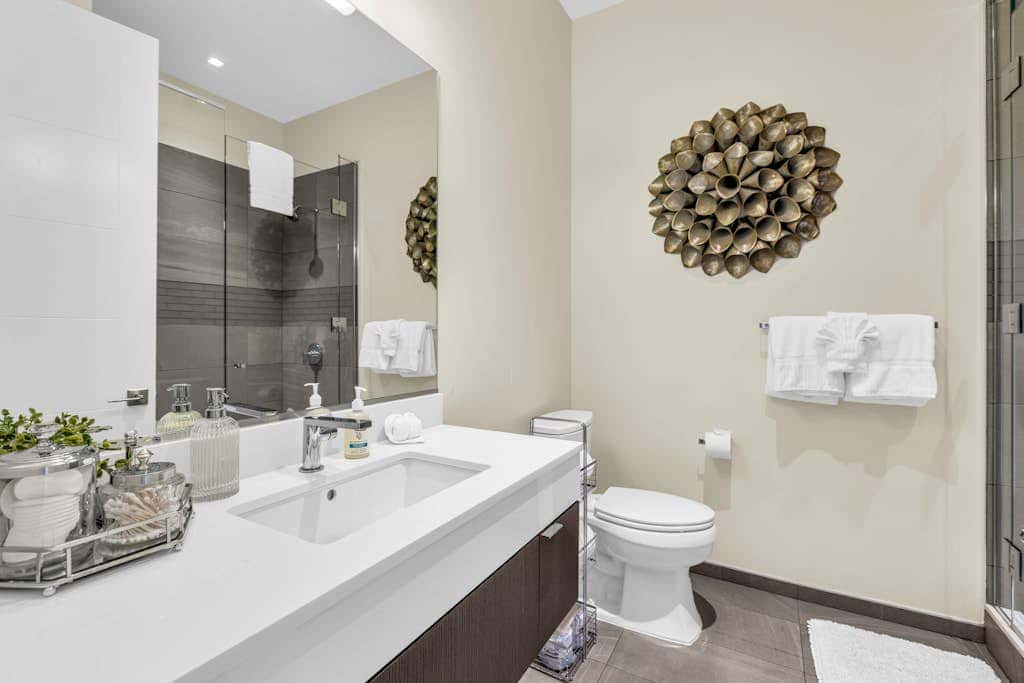 Exclusive ski-in - ski-out Penthouse with Balcony & Gorgeous Slope Views