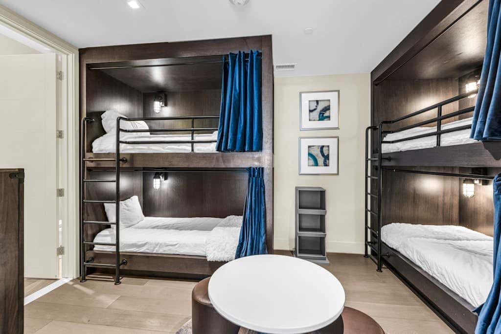 Exclusive ski-in - ski-out Penthouse with Balcony & Gorgeous Slope Views