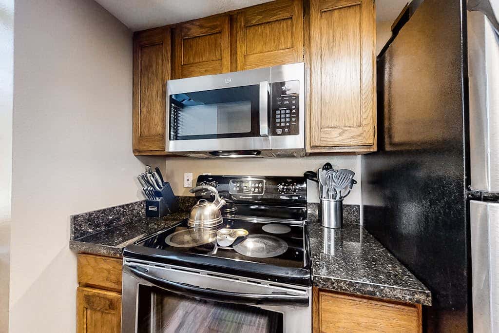 Spacious all-suite home at the base of The Canyons Resort