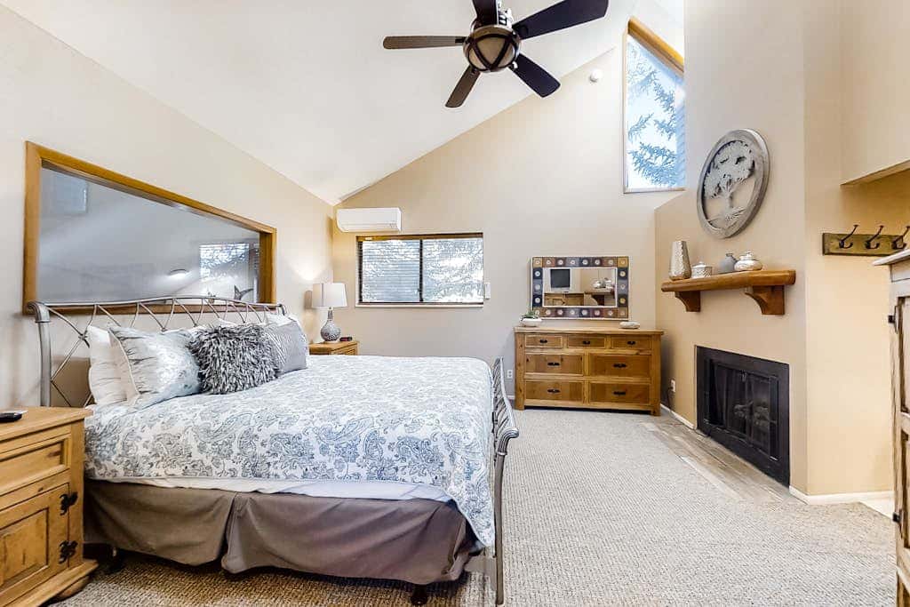 Spacious all-suite home at the base of The Canyons Resort