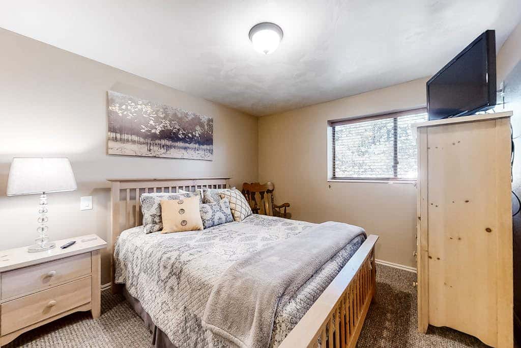 Spacious all-suite home at the base of The Canyons Resort
