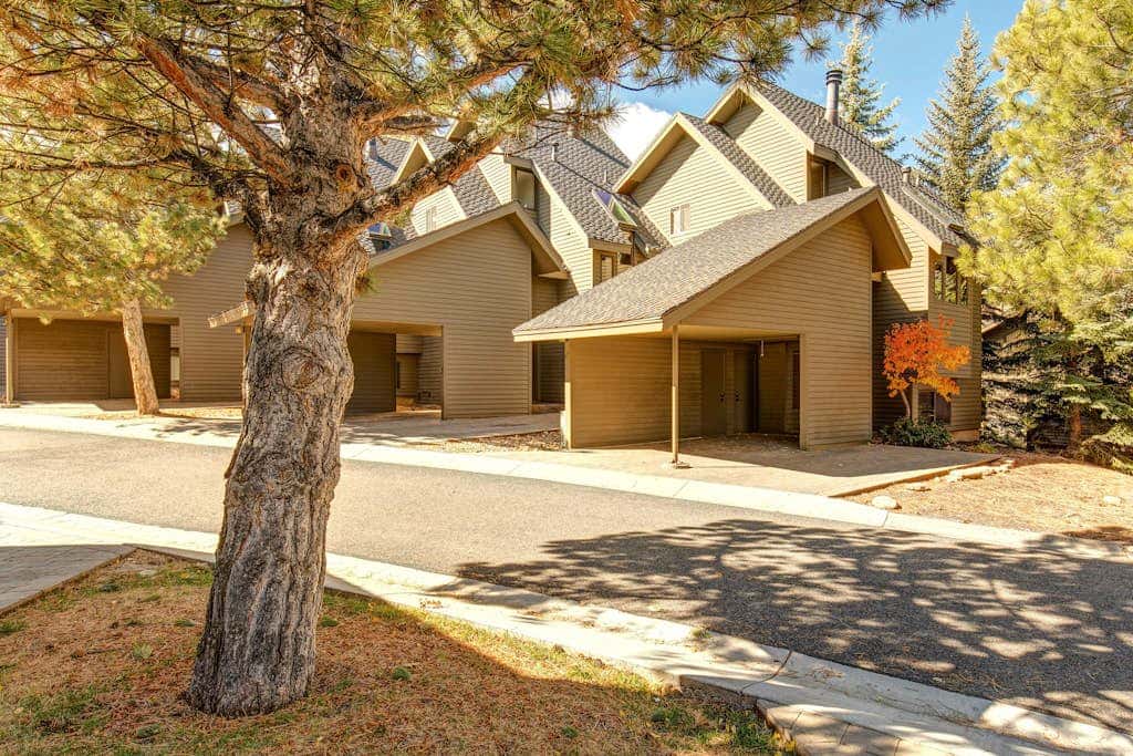 Spacious all-suite home at the base of The Canyons Resort