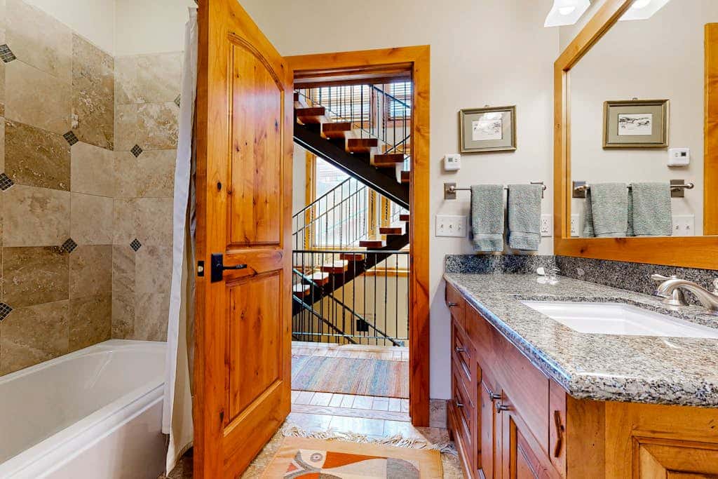 Ski-In, Ski-Out on Park City's 'Gold Coast' - Private Hot Tub - Walk to Dining