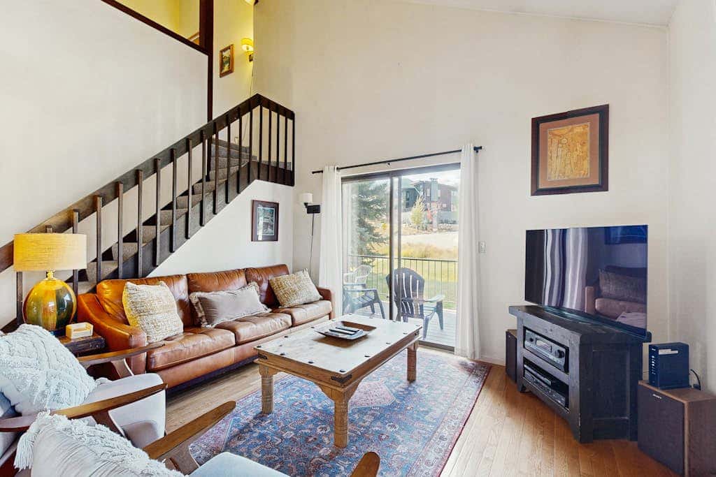 Ski Lodge-Inspired Condo with two lofts plus Shared Pools, Hot Tubs, & Tennis