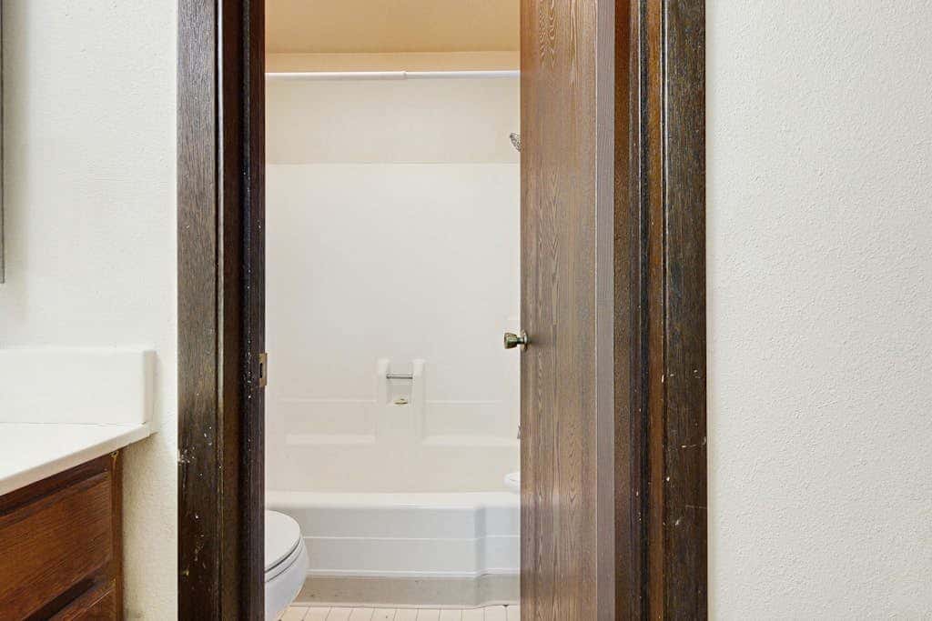 Ski Lodge-Inspired Condo with two lofts plus Shared Pools, Hot Tubs, & Tennis