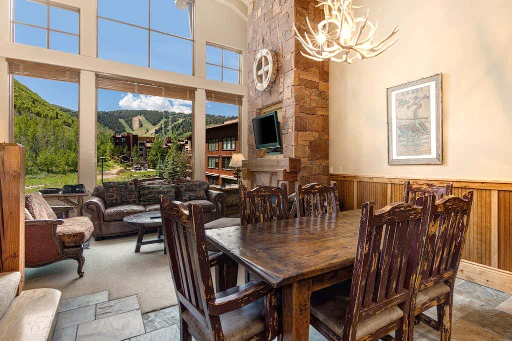 Amazing condo with views, fireplace & close to everything