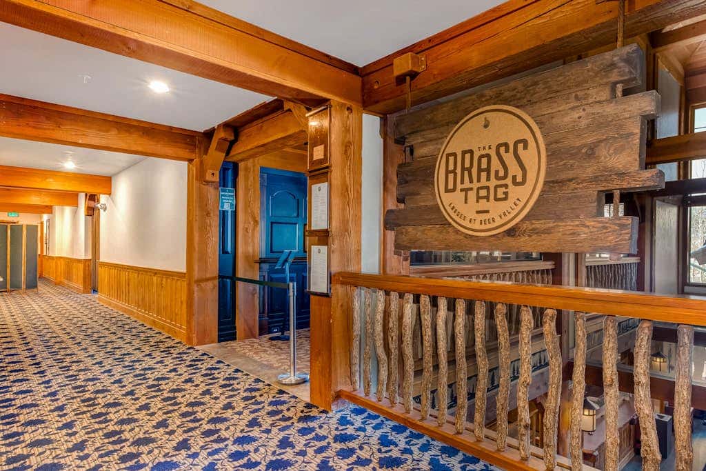 Amazing condo with views, fireplace & close to everything
